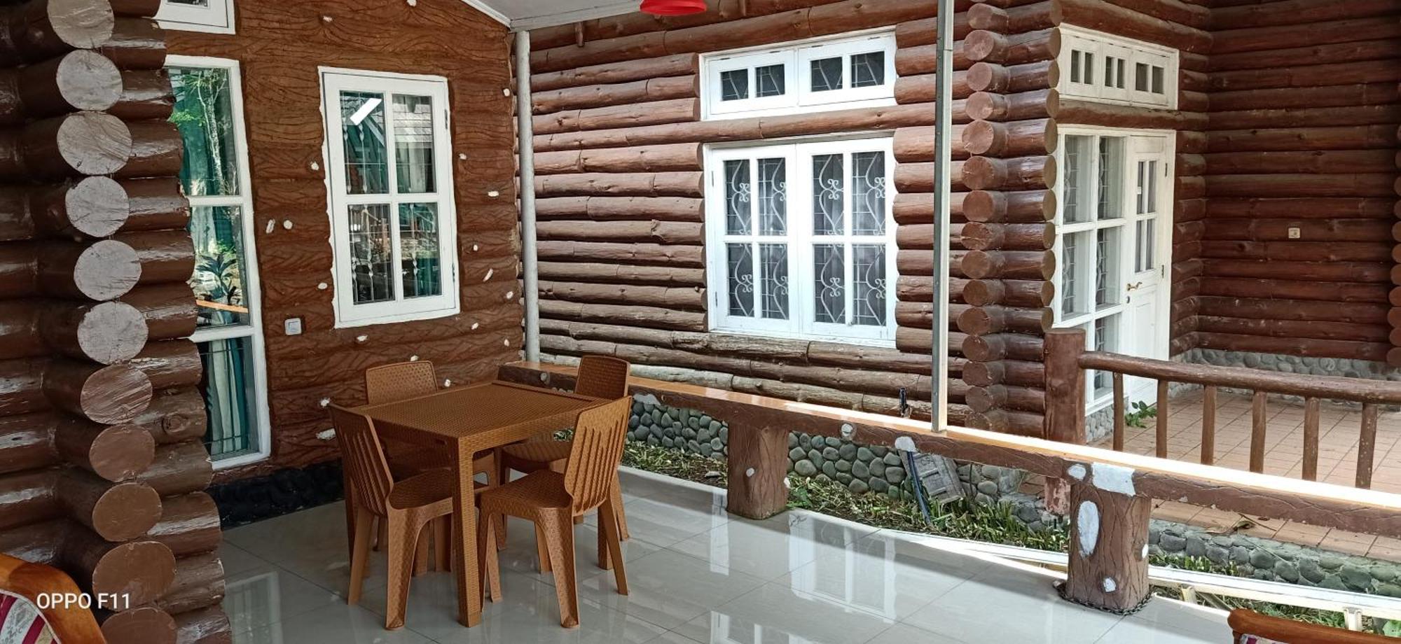 Vila Kota Bunga Private Pool Puncak Quarto foto